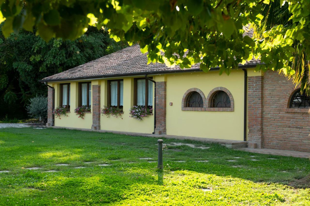 Agriturismo La Bicocca Sermide Exterior photo
